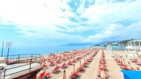 Tra centro e mare - Intero appartamento con parcheggio